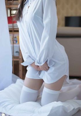 《美丽教师》在线观看