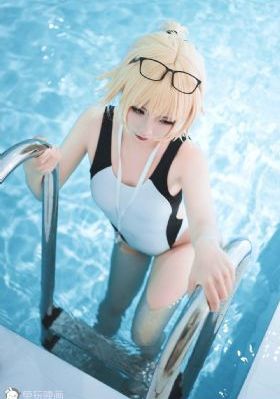 小小姑娘