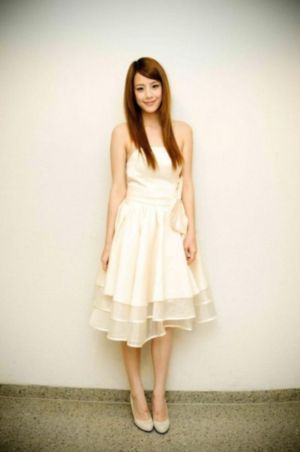 三妻四妾免费大全电影