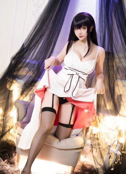 童颜美女