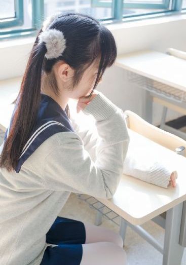 女搜查官紧身皮衣调教