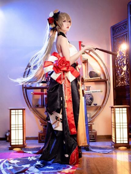 皇后娘娘来打工